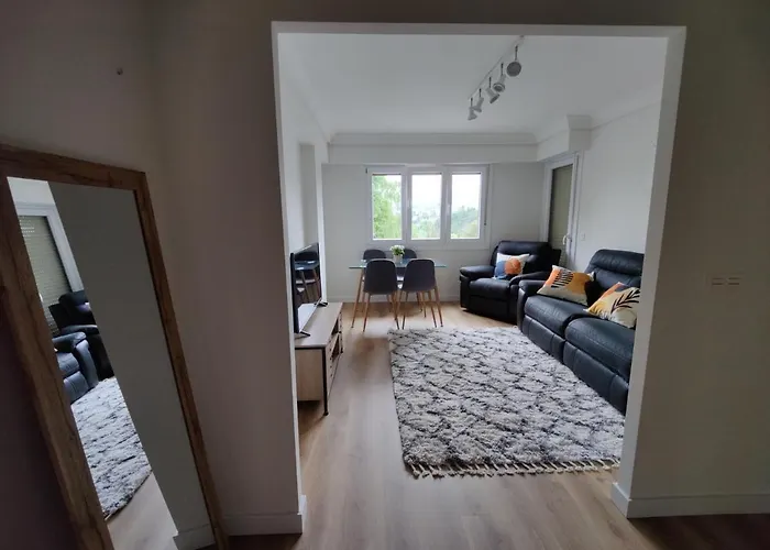 Apartamento Familiar Con Vistas A La Montana En Appartement *