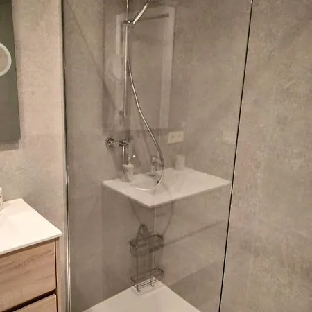 Apartamento Familiar Con Vistas A La Montana En